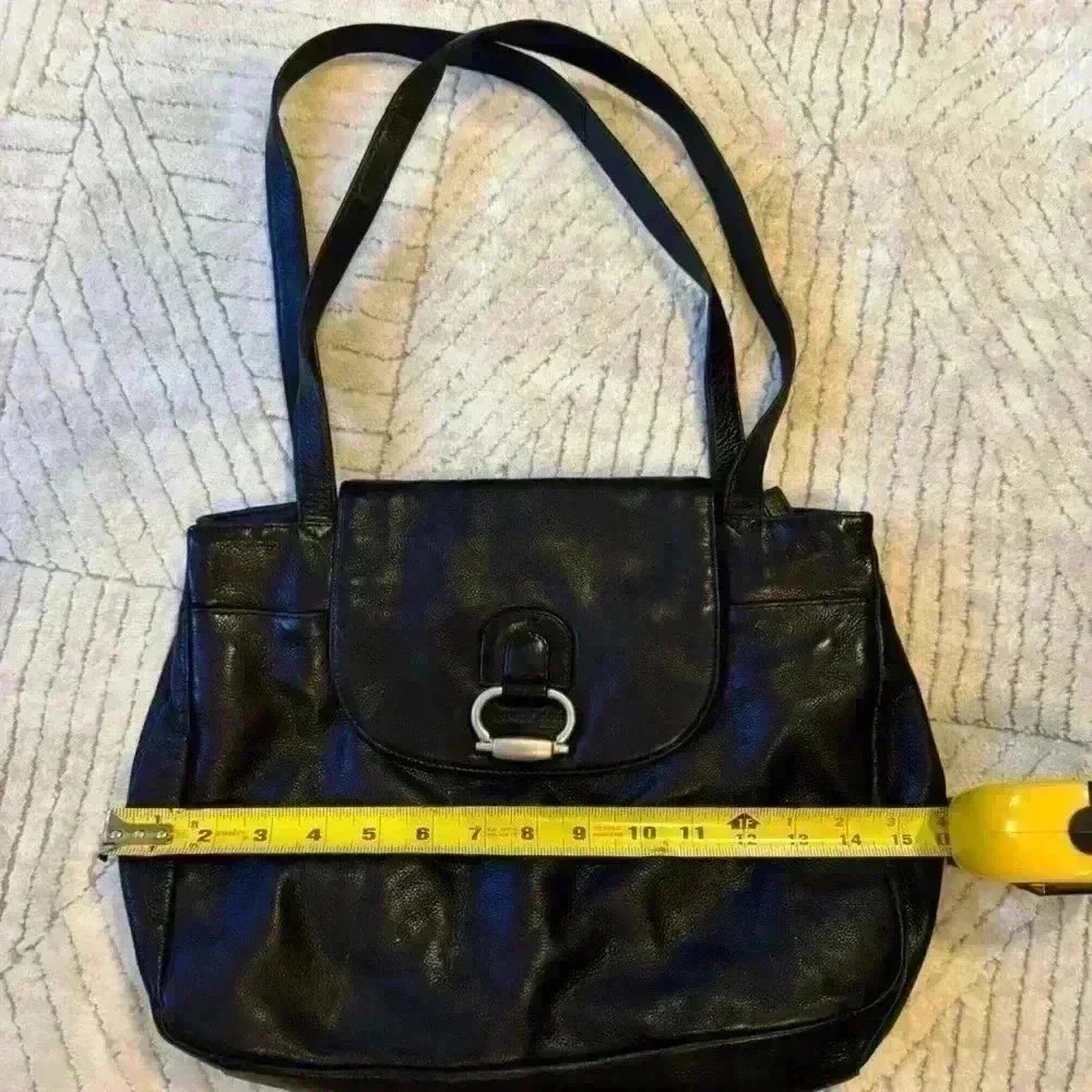 Kenneth Cole soft black leather purse